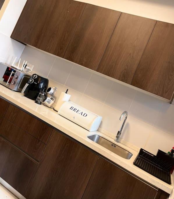 Sina Troika Residence Kota Bharu 2Br Wifi Netflix Pool 외부 사진