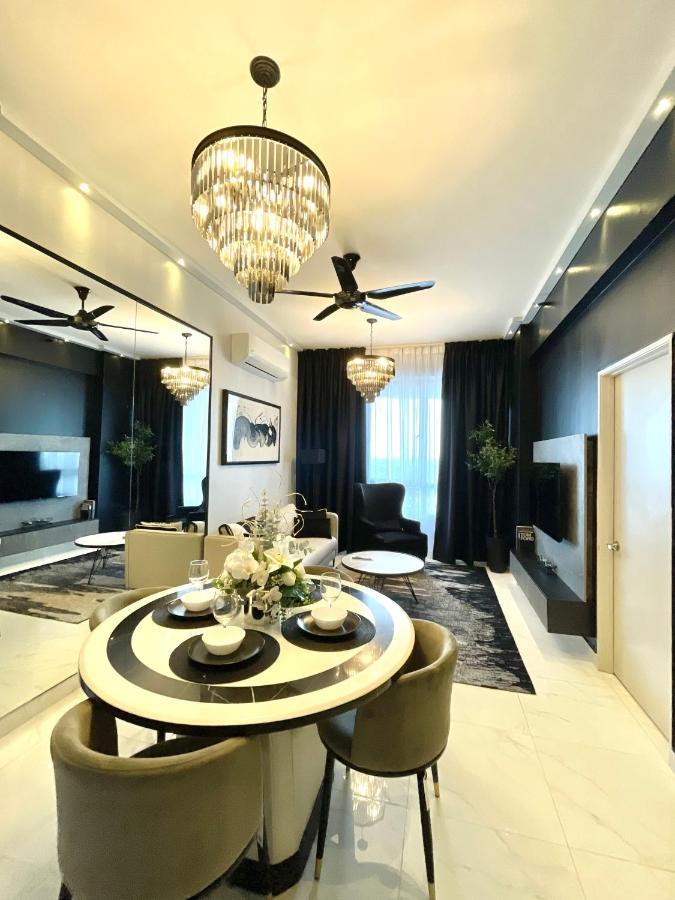 Sina Troika Residence Kota Bharu 2Br Wifi Netflix Pool 외부 사진