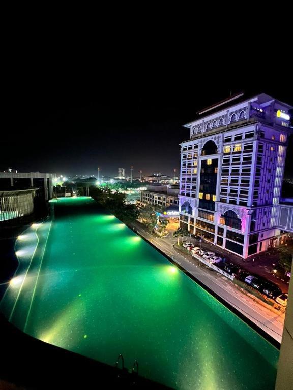 Sina Troika Residence Kota Bharu 2Br Wifi Netflix Pool 외부 사진